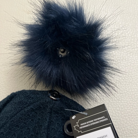 NWT - PAJAR Women’s Waffle Knit Removable Pom Pom Beanie - Picture 5 of 6